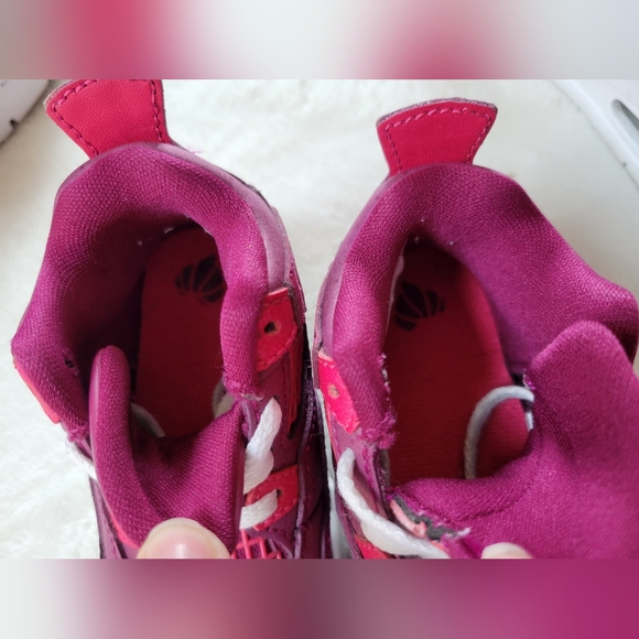 Jordans Retro 4 Valentine 2019 Special Edition - Picture 3 of 6